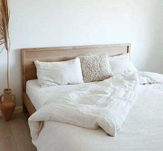 How To Keep Pillows From Falling Off Bed? The Ultimate Guide